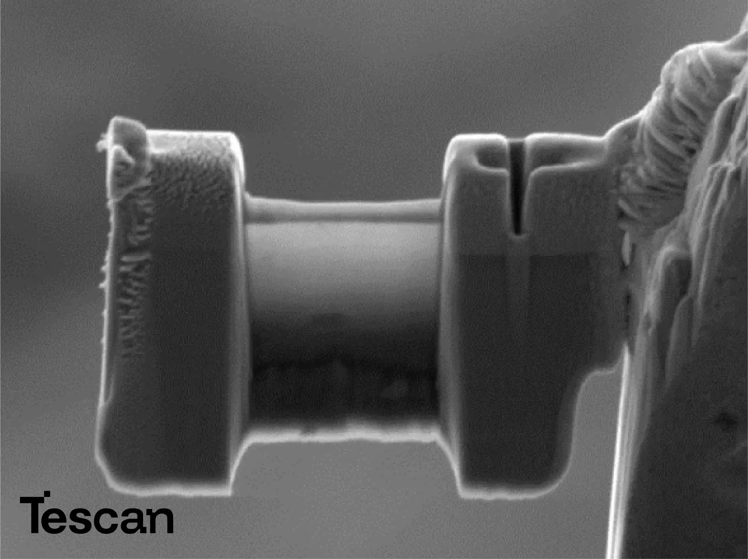 Tescan FIB-SEM for Semiconductors